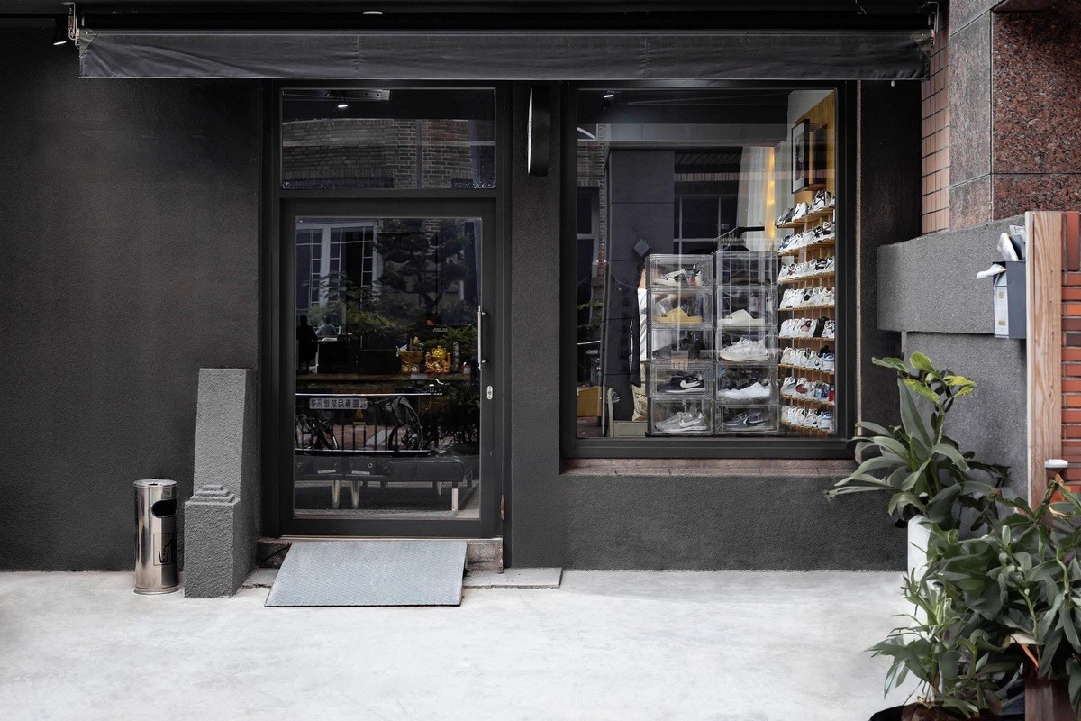 shop image